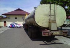 Penyelundupan 44 ton...