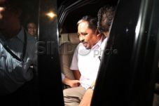 Eksepsi Luthfi ditolak...