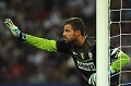 Storari tepis rumor...
