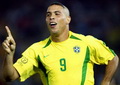 Ronaldo berminat beli...