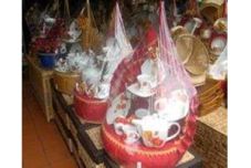 Pejabat terima parcel,...