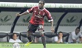 Milan terpaksa turunkan...