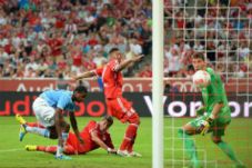 Bayern Muenchen juara...