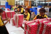 Produksi dodol Garut...