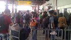 Arus Penumpang di Bandara...