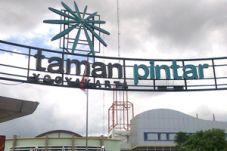 Lebaran, Taman Pintar...