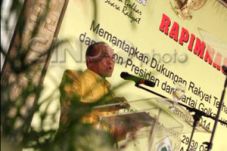 Akbar Tanjung: Lumpur...