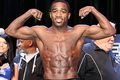 Broner siap layani Maidana...