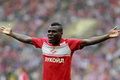Emenike resmi merapat...