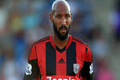 Anelka pikir-pikir untuk...