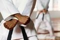 Mencari karateka pilihan...