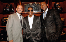 Jason Kidd beli saham...