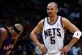 Nets pensiunkan jersey...