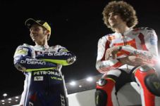 Simoncelli menempel...