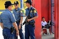 2 bioskop Filipina dibom,...