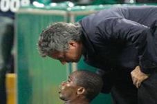Mourinho sembur Etoo