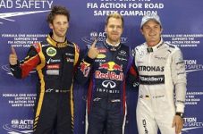 Vettel rebut posisi...