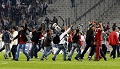 Fans Besiktas ngamuk...