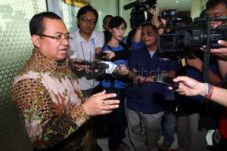 Priyo pimpin rapat soal...