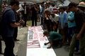 Ratusan warga Krinjing...