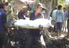 Digusur, ratusan makam...