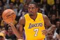 Lakers tambah dua amunisi