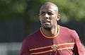 Maicon kembali perkuat...