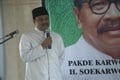 Hibah kambing, Pakde...