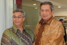Penyidik KPK sita ganja...