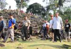 Di Gunung Padang ternyata...