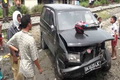 Tertabrak kereta, mobil...
