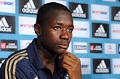 The Blues incar gelandang...