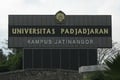 Unpad didorong buat...