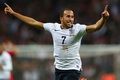 Spurs perpanjang kontrak...