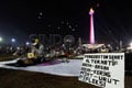 Hiburan tak membantu...