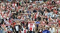 Fans rusuh, Ajax terancam...