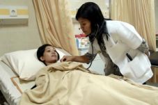 Gadis penderita tumor...