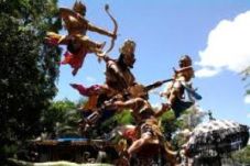 Genderuwo & ogoh-ogoh...
