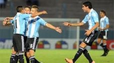 Argentina melenggang...