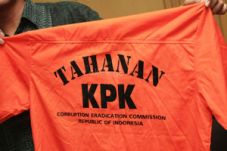 Koruptor tak layak dapat...