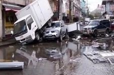 Kondisi mirip tsunami,...