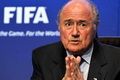 Kembali, Blatter minta...