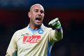 Reina sepakat pindah...