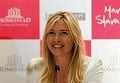 Sharapova digandeng...