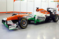 Magnussen datang, mobil...