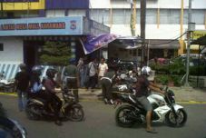 TNI serang Polisi di...