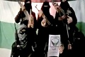 Ceraikan suami, wanita...