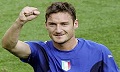 Prandelli: Totti tak...