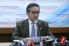 Menlu RI disebut mirip...