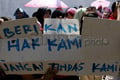 Buruh duduki Disnaker...